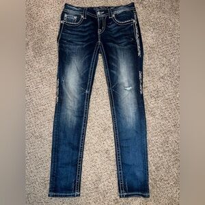 Miss Me skinny jeans, size 28!